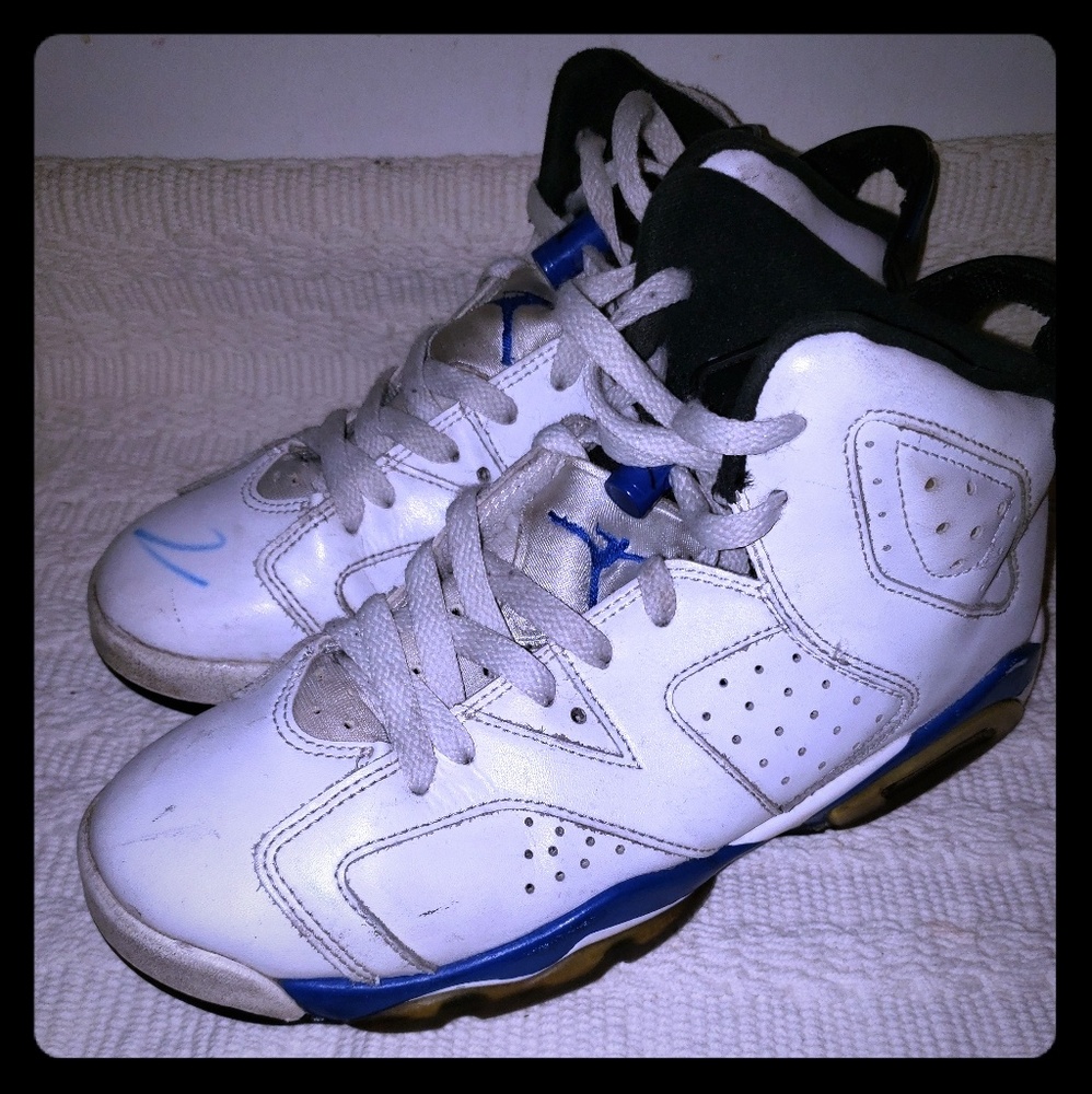 Jordan's Retro Blue youth size 6.5